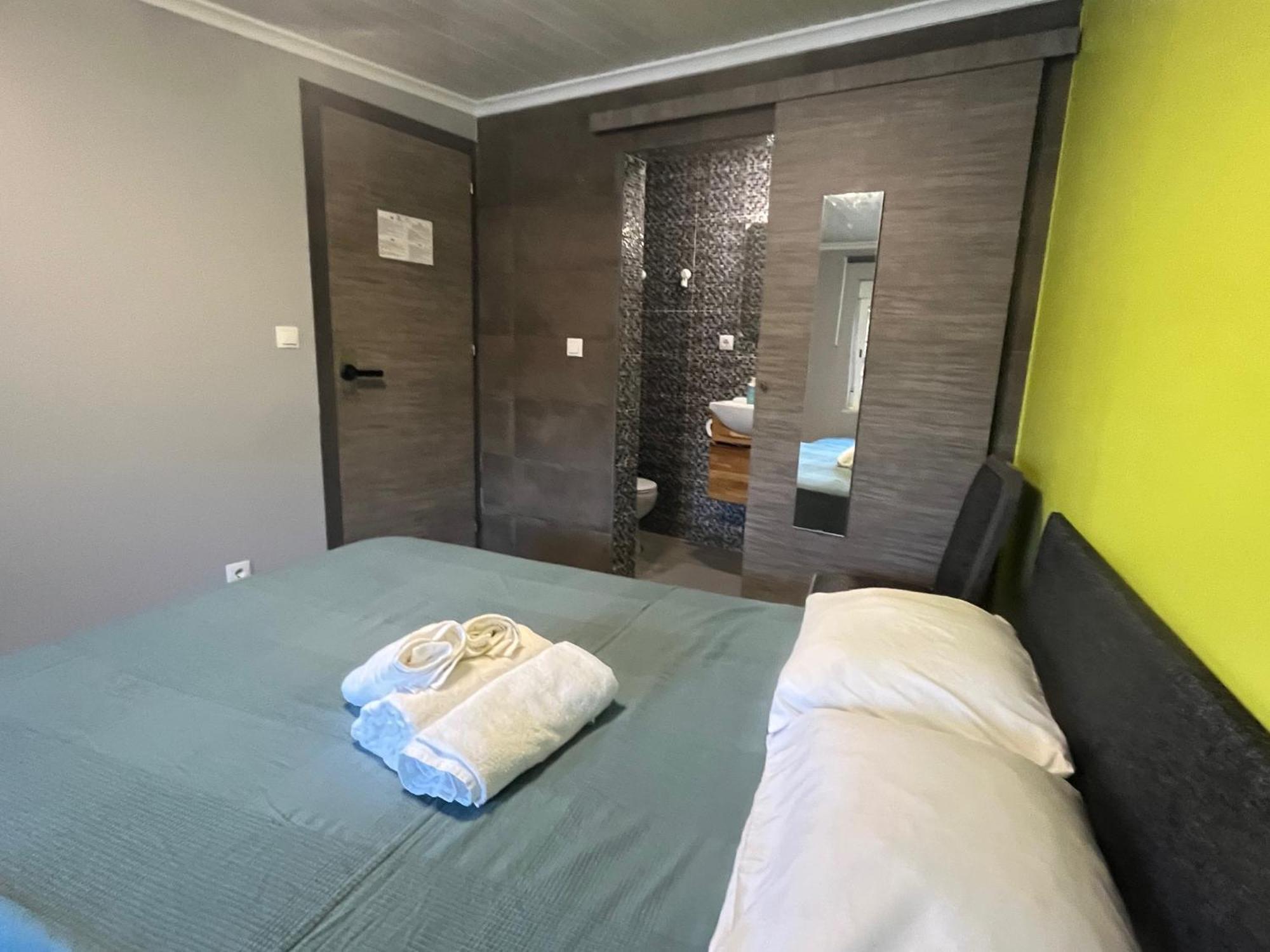 Sun House - Near Sintra - Kitchen - Pool Apartment Bagian luar foto